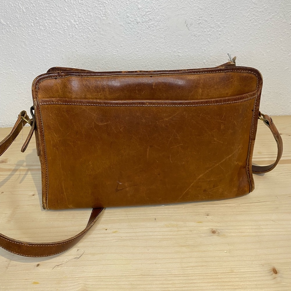 Vintage Coach Crossbody bag